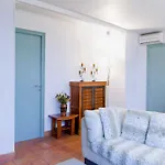 Courcelle Ξενοδοχείο με διαμερίσματα Λεβαλουά Περέ