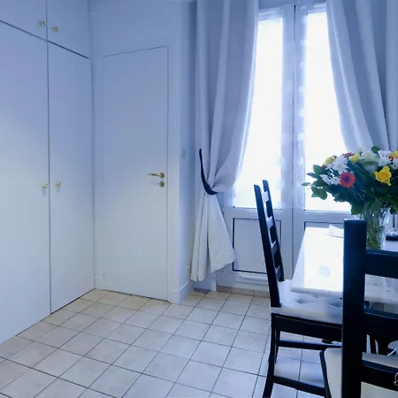 Apartahotel Résidence Courcelle 4*