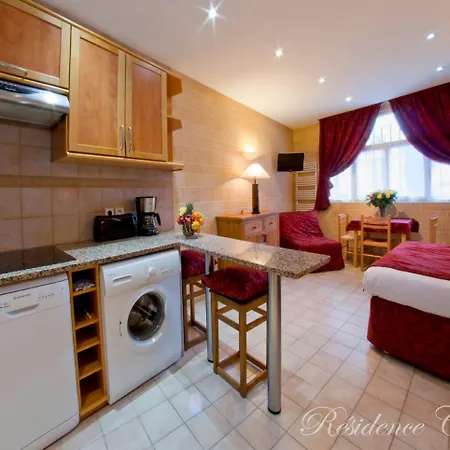 Courcelle Aparthotel