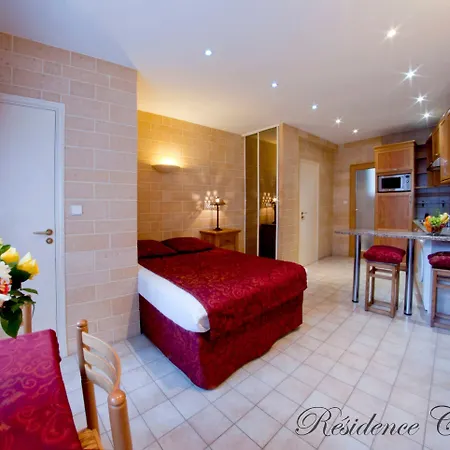 Aparthotel Courcelle