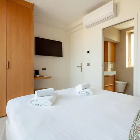 Courcelle Ξενοδοχείο με διαμερίσματα 4*