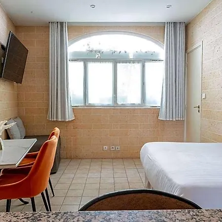Résidence Courcelle Apartahotel Levallois-Perret